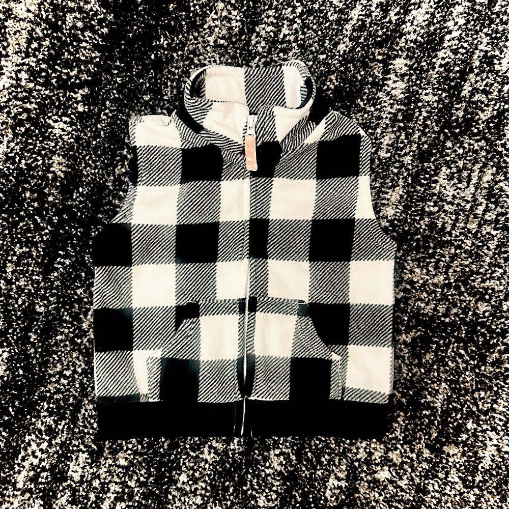 CARTERS || Fleece Black + White Checkered Plaid Vest - SZ 6M - Picture 1 of 3